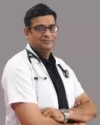 Dr Santosh R